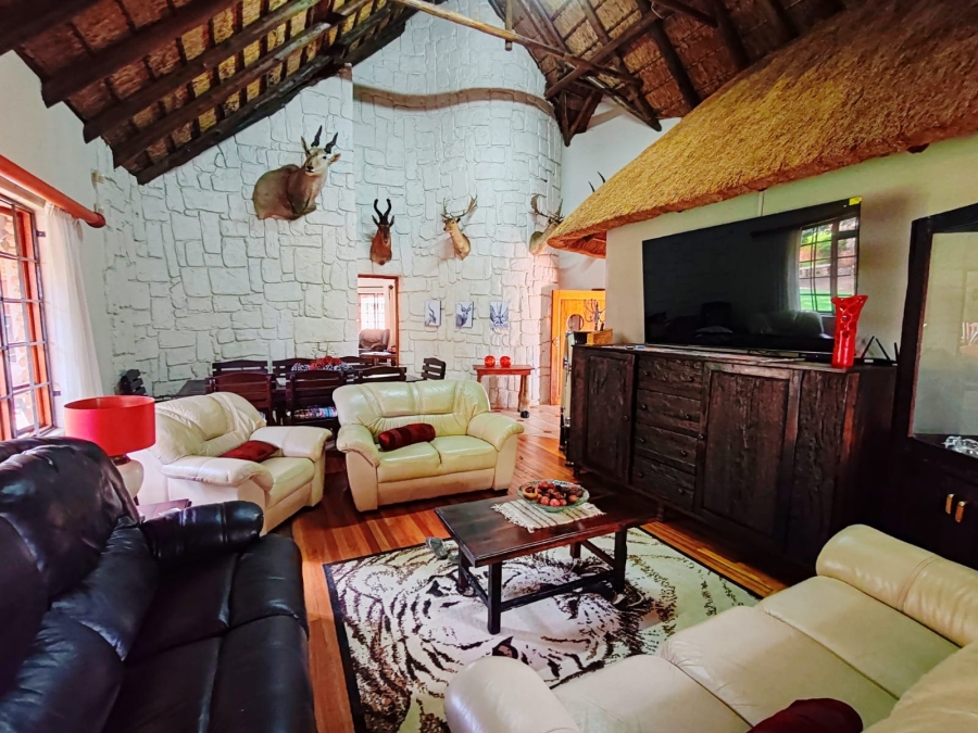 4 Bedroom Property for Sale in Van Der Hoff Park North West